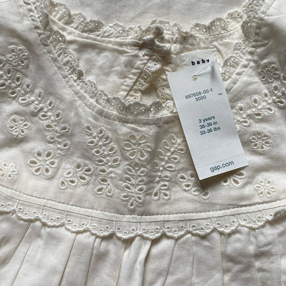 NWT Baby Gap toddler dress - Picture 3 of 4